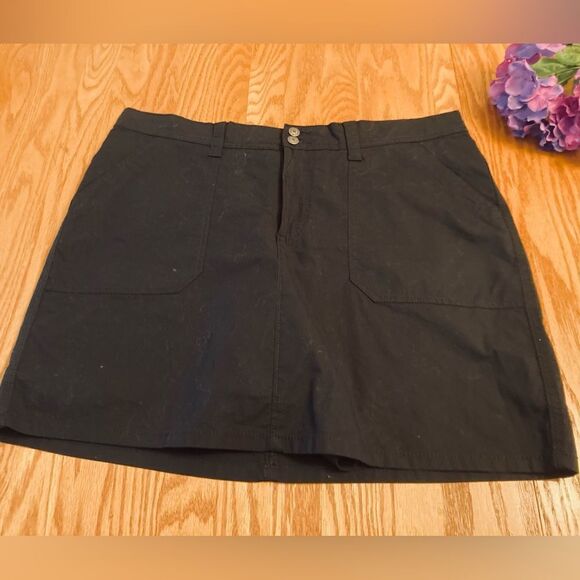 Lee Natural Fit Black Skort - Picture 1 of 8